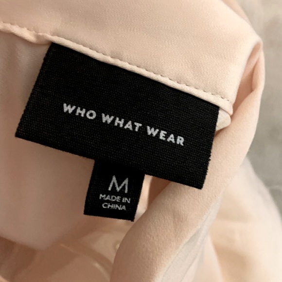 Sleeveless pink blouse - Picture 4 of 4